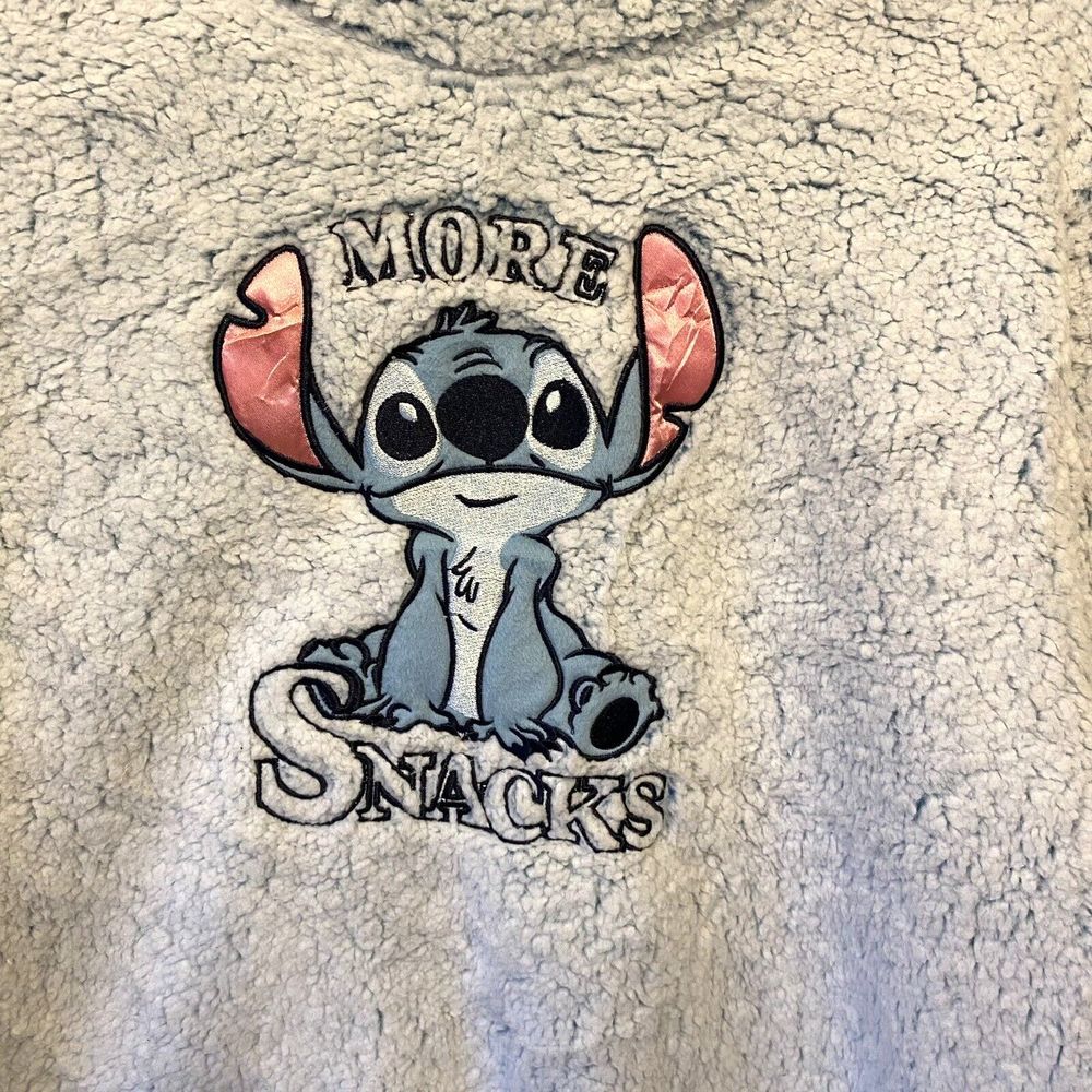 Disney Stitch Sherpa‎ Fleece Pullover Women XL Blue More Snacks Fuzzy Sweatshirt
